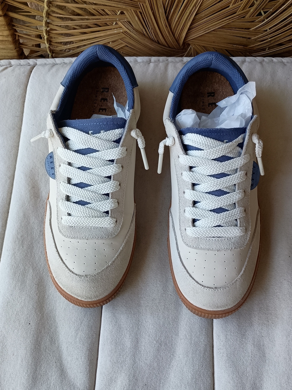 Reef Lay Day Sea Shoes Neutral Cream and Navy Casual Sneakers_11